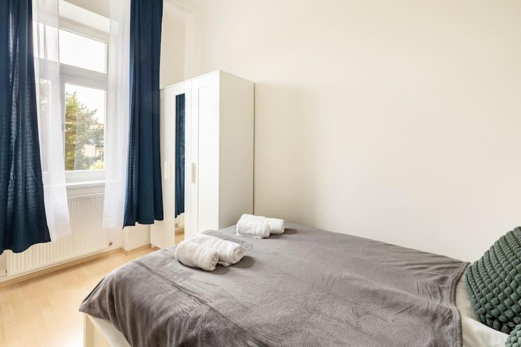 Beautiful 1 Bedroom Apartment Near Schoenbrunn เวียนนา ภายนอก รูปภาพ